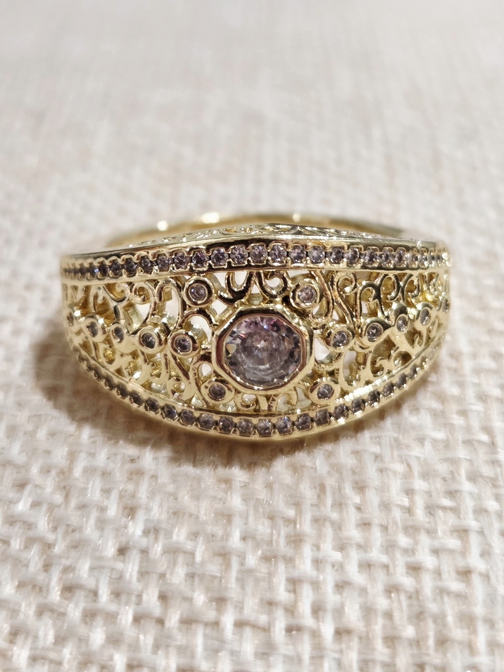 Gold Filigree Halo Ring with Center Crystal - Women Jewelry~ Size 10